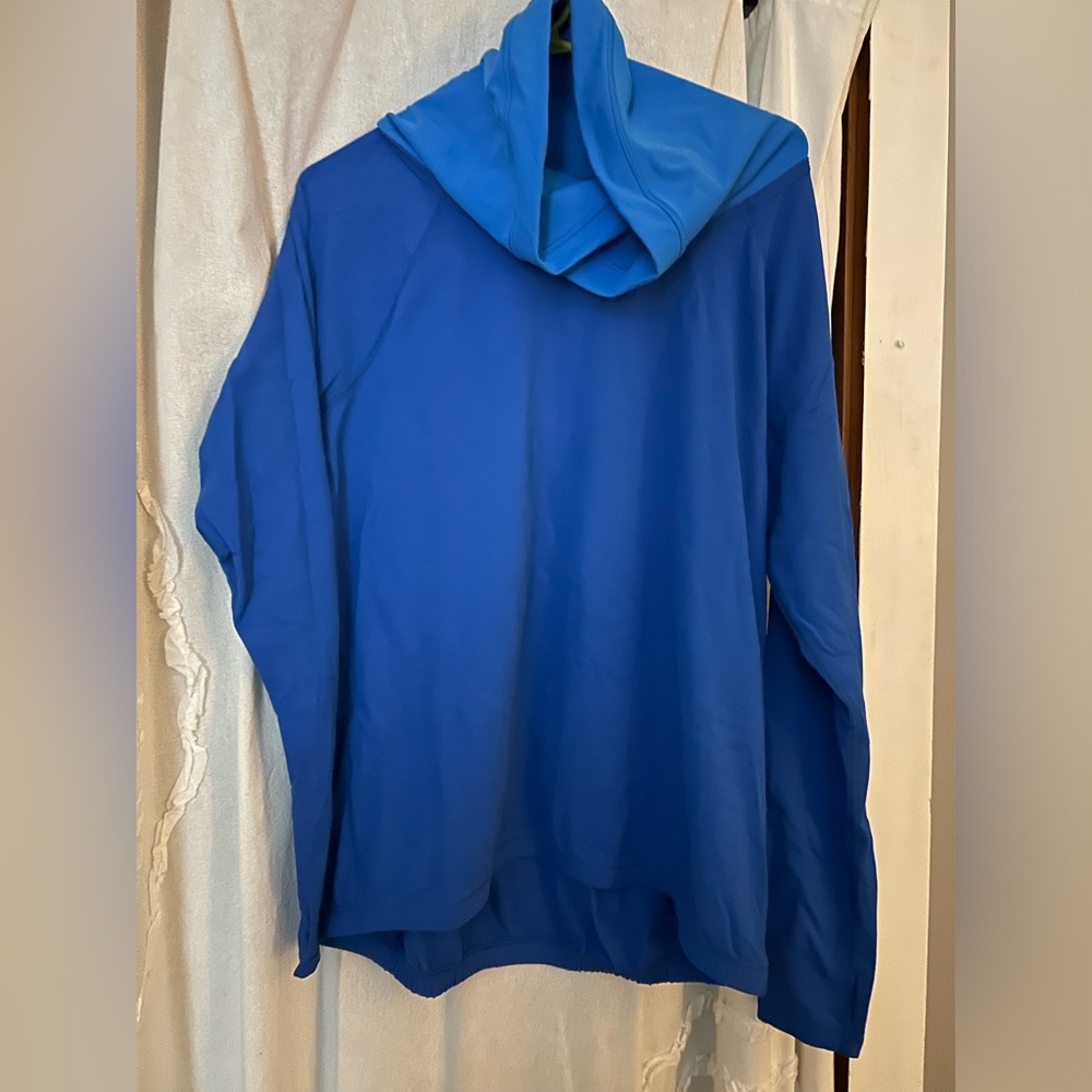 Lululemon turtleneck